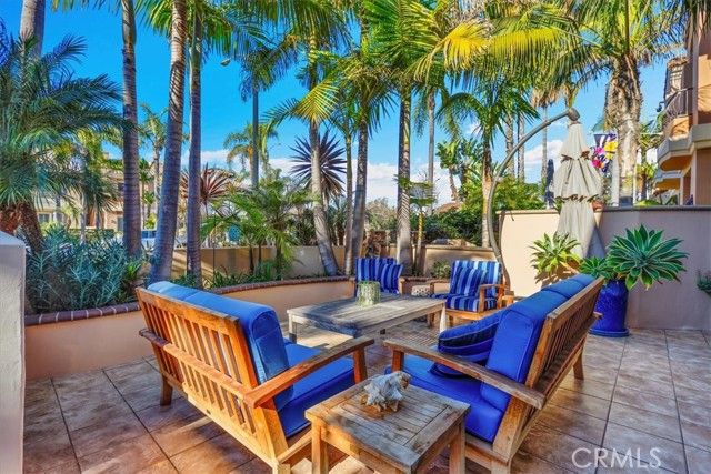 622 22nd, Huntington Beach, CA 92648