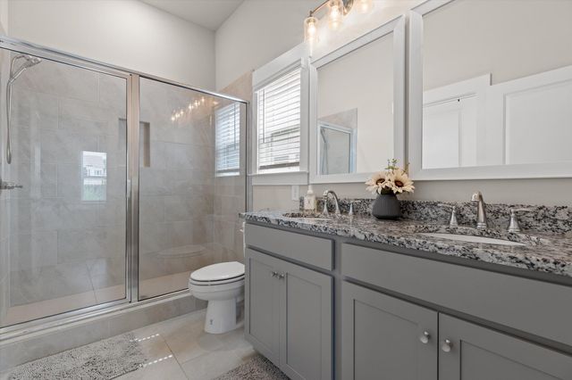 2237 Firelight Way, Ooltewah, TN 37363