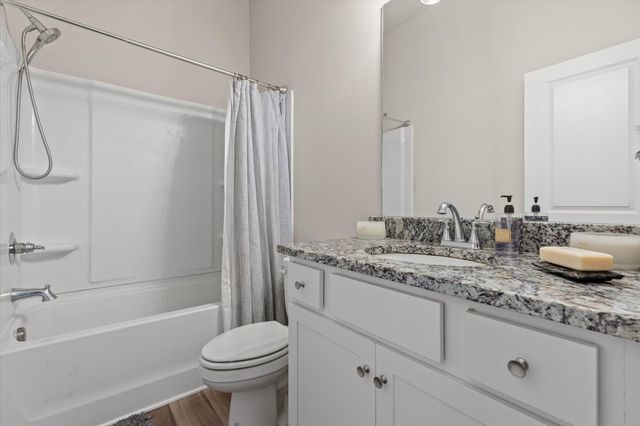2237 Firelight Way, Ooltewah, TN 37363
