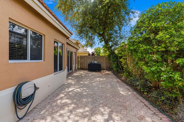 11248 Rhapsody Road, Cooper City, FL 33026