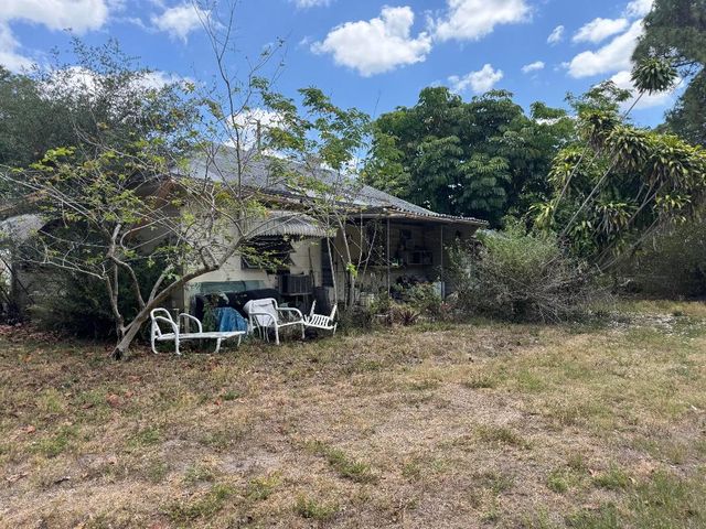 3358 S Jog Road, Greenacres, FL 33467