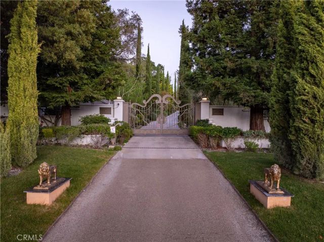 5405 Vineyard Drive, Paso Robles, CA 93446