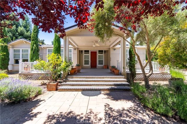 5405 Vineyard Drive, Paso Robles, CA 93446