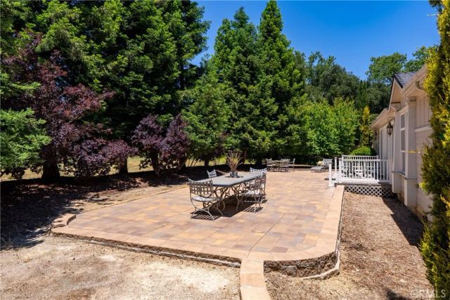 5405 Vineyard Drive, Paso Robles, CA 93446