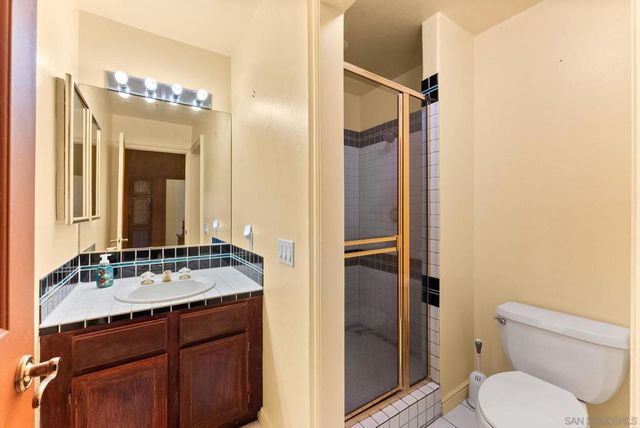 3849 Pala Mesa Drive, Fallbrook, CA 92028