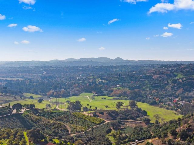 3849 Pala Mesa Drive, Fallbrook, CA 92028