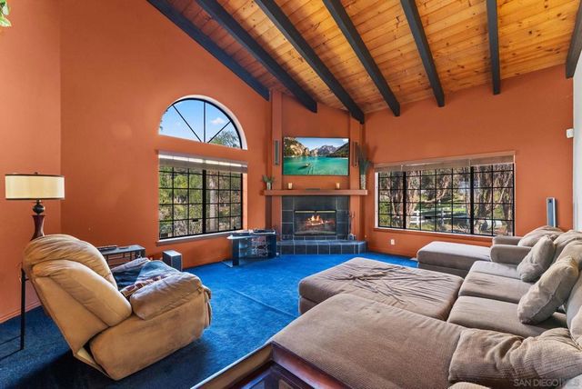 3849 Pala Mesa Drive, Fallbrook, CA 92028