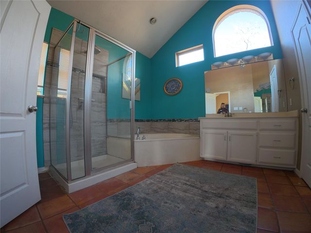 119 Briarwood LN, Elgin, TX 78621