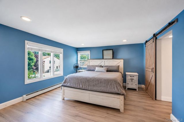 24 Worden Place, West Babylon, NY 11704