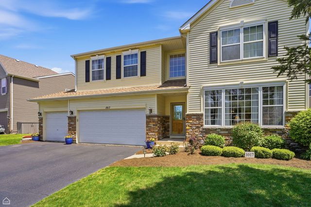 1017 Wheatland Drive, Crystal Lake, IL 60014