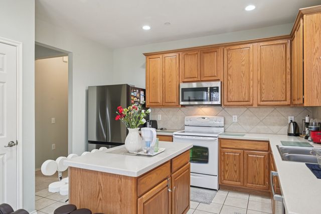 3225 Judge Holland Lane, Plano, TX 75025