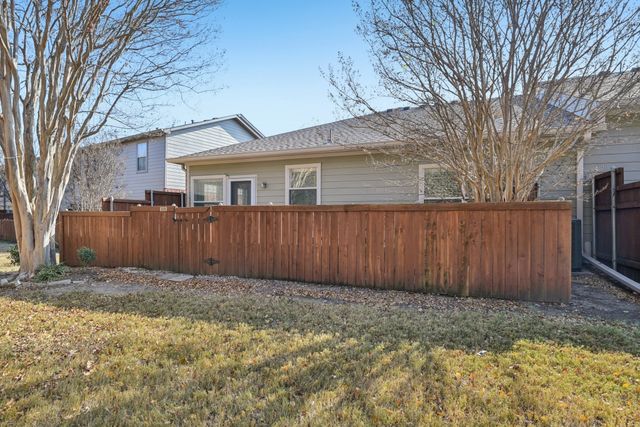 3225 Judge Holland Lane, Plano, TX 75025