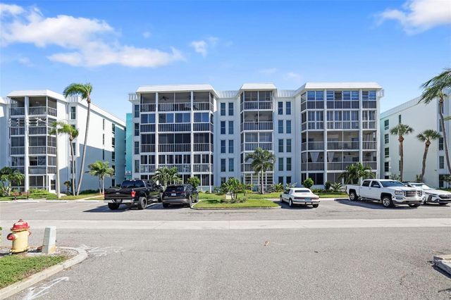4902 38TH WAY S 309, St Petersburg, FL 33711