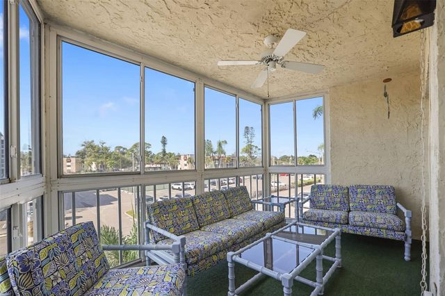 4902 38TH WAY S 309, St Petersburg, FL 33711