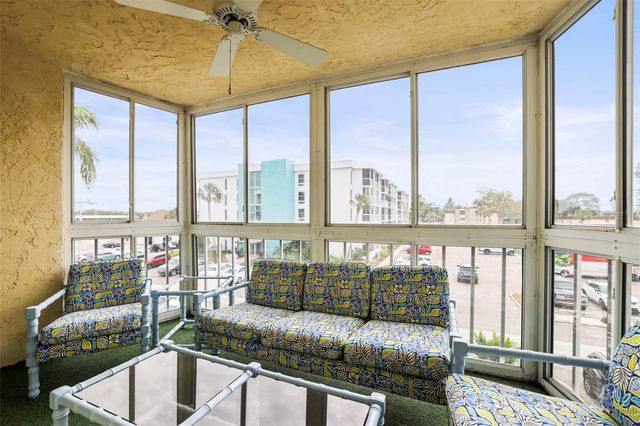 4902 38TH WAY S 309, St Petersburg, FL 33711