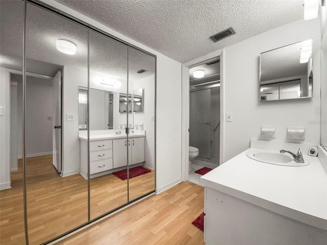 4902 38TH WAY S 309, St Petersburg, FL 33711