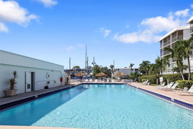 4902 38TH WAY S 309, St Petersburg, FL 33711