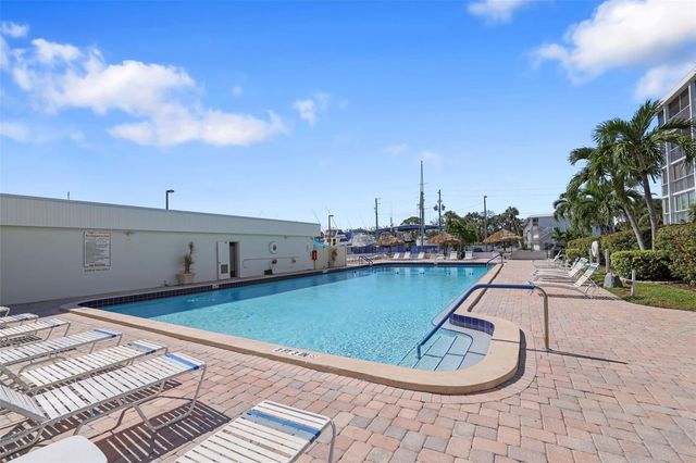 4902 38TH WAY S 309, St Petersburg, FL 33711