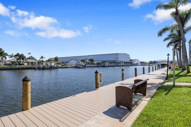 4902 38TH WAY S 309, St Petersburg, FL 33711