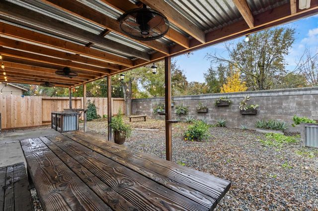 434 Whiterock Dr, Yuba City, CA 95991