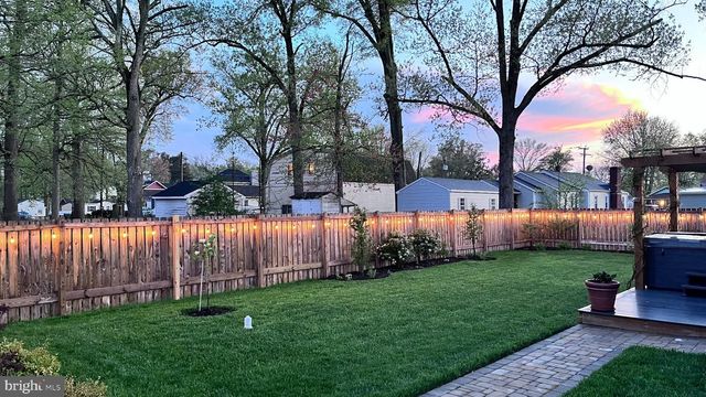 1111 LOSSING AVE, Colonial Beach, VA 22443