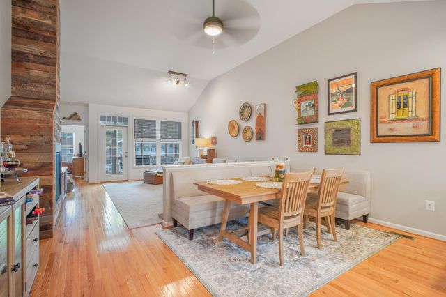 1111 LOSSING AVE, Colonial Beach, VA 22443