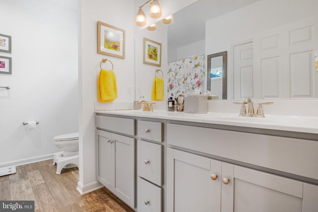1111 LOSSING AVE, Colonial Beach, VA 22443