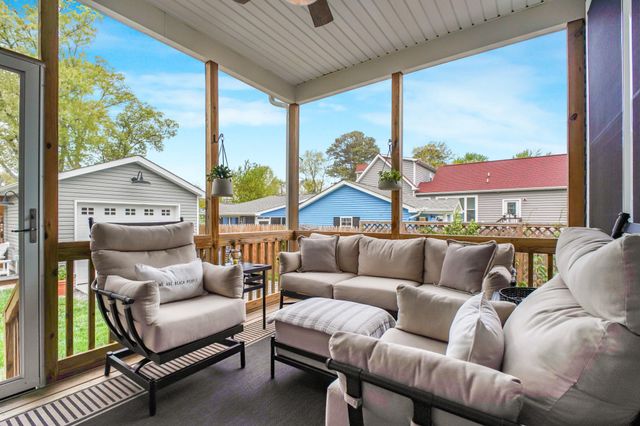 1111 LOSSING AVE, Colonial Beach, VA 22443
