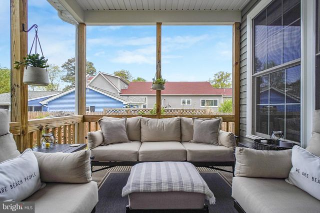 1111 LOSSING AVE, Colonial Beach, VA 22443