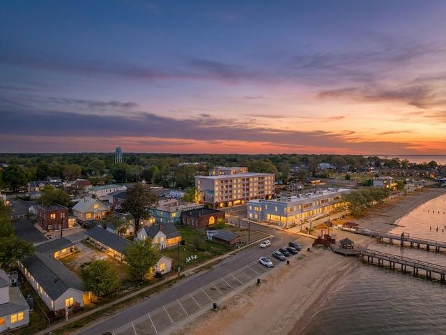 1111 LOSSING AVE, Colonial Beach, VA 22443