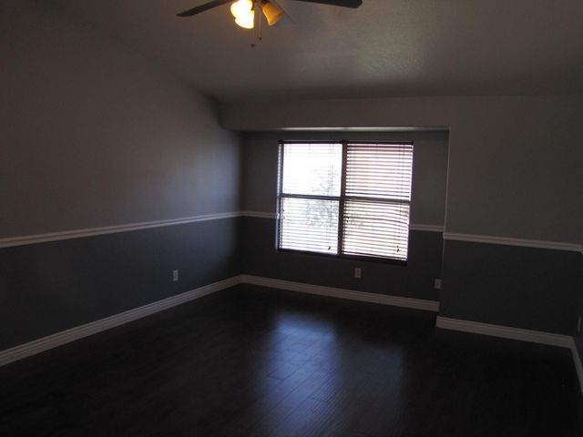 2315 S Peppertree Drive, Gilbert, AZ 85295