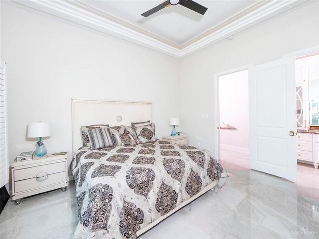 2712 W Chesterfield Avenue, Edinburg, TX 78539