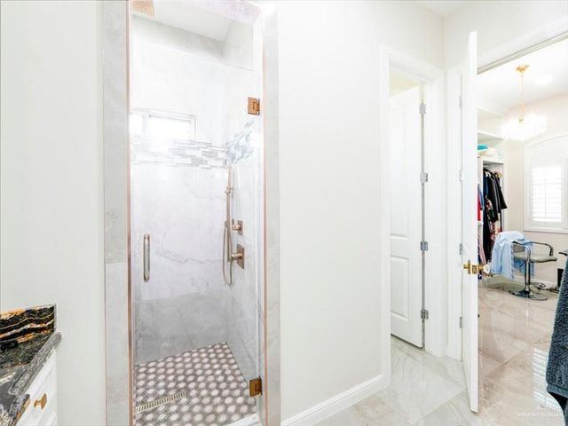 2712 W Chesterfield Avenue, Edinburg, TX 78539