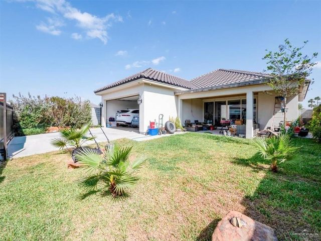 2712 W Chesterfield Avenue, Edinburg, TX 78539