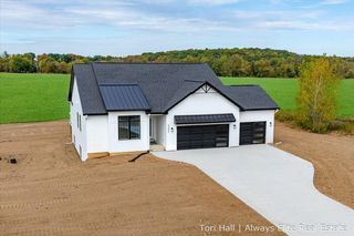 5695 Elmgrove Avenue, Richland Twp, MI 49083