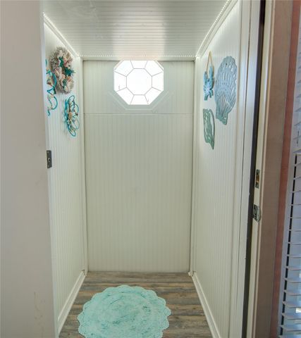 83 Dolphin Lane, Freeport, TX 77541