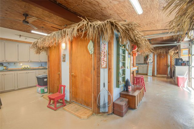 83 Dolphin Lane, Freeport, TX 77541