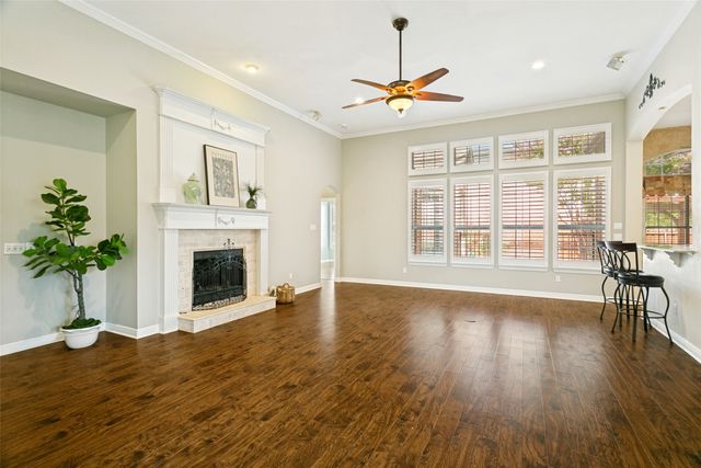 5713 Kelly Court, Haltom City, TX 76137