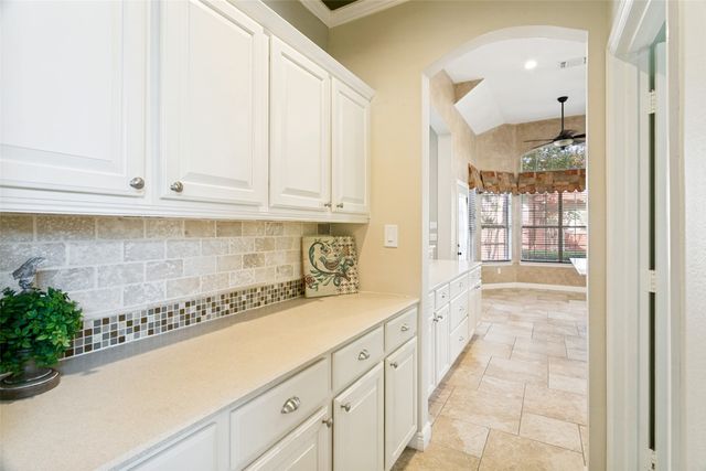 5713 Kelly Court, Haltom City, TX 76137