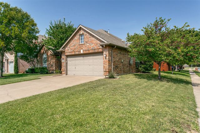 5713 Kelly Court, Haltom City, TX 76137