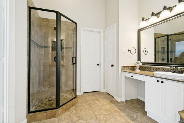 5713 Kelly Court, Haltom City, TX 76137
