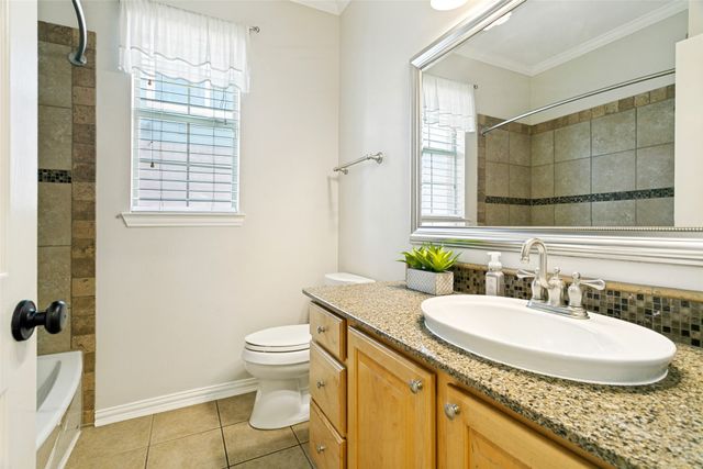 5713 Kelly Court, Haltom City, TX 76137
