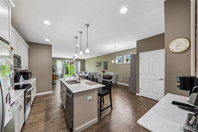 2487 Windswept Farms Drive, Eureka, MO 63025