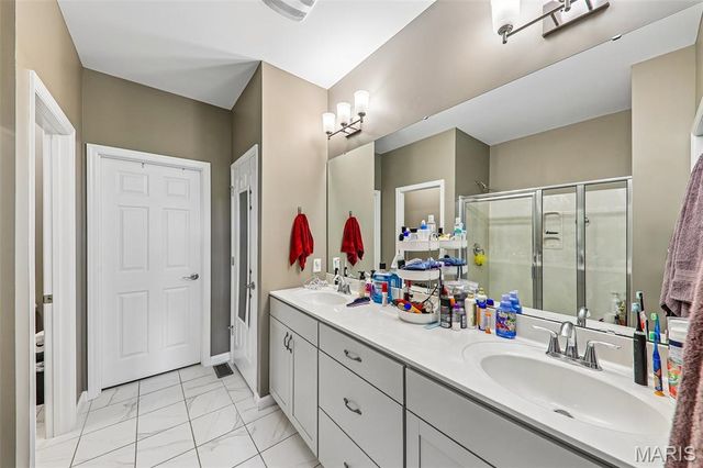 2487 Windswept Farms Drive, Eureka, MO 63025