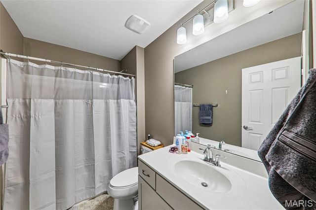 2487 Windswept Farms Drive, Eureka, MO 63025
