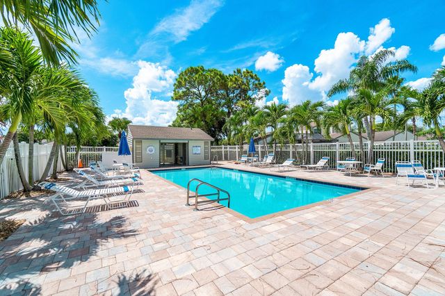 2579 Bedford Mews Drive, Wellington, FL 33414