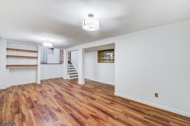 27 Cleveland Ter, West Orange Twp., NJ 07052