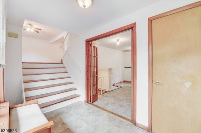 27 Cleveland Ter, West Orange Twp., NJ 07052