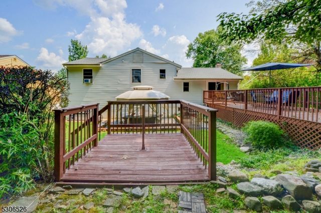 27 Cleveland Ter, West Orange Twp., NJ 07052