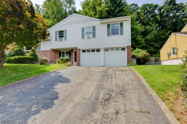 27 Cleveland Ter, West Orange Twp., NJ 07052